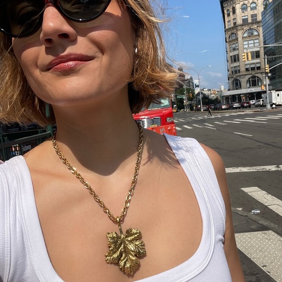 Vintage Demi Parure Set of Necklace Bracelet Huge Gold Plate Maple Leaves - Picture 4 of 14